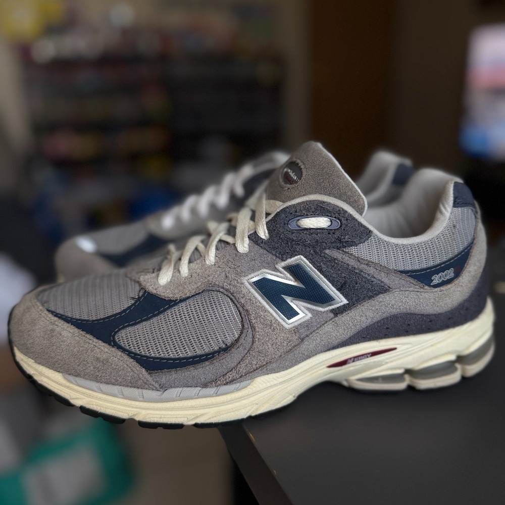 New Balance 2002R Mens Size 10 Castlerock Navy Sneakers Retro Runner